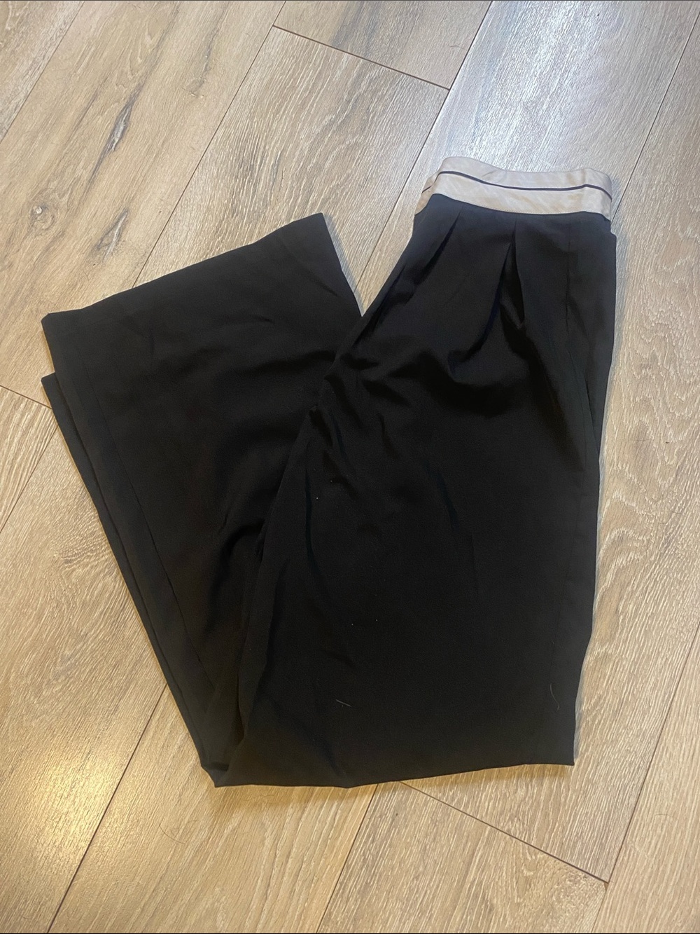 SHEIN Black High-Waist Wide Leg Pants with Contrast Waistband